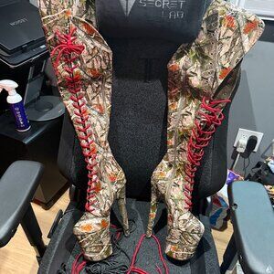 Unworn - Manhunt - Over Knee Boot - 8INCH - LIMITED ED. - UK6 / EU39 / US8 / AU8